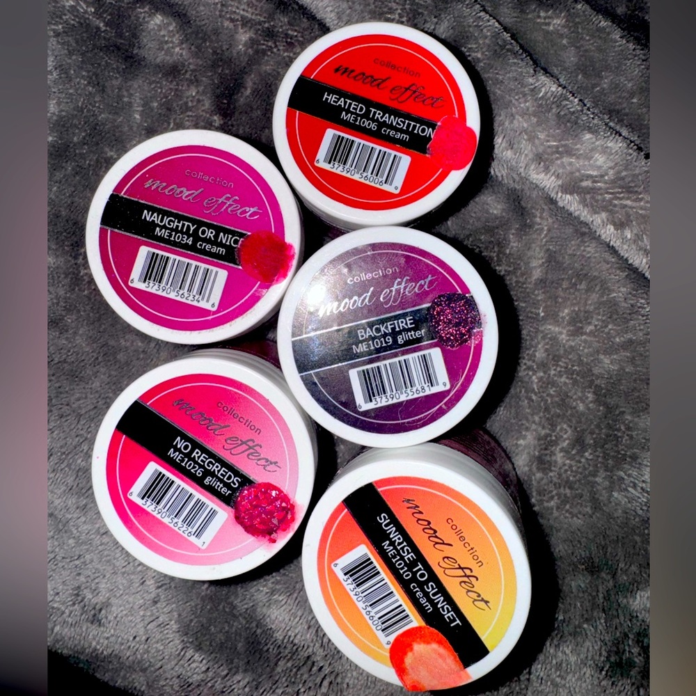 Glam and Glitz acrylic powder